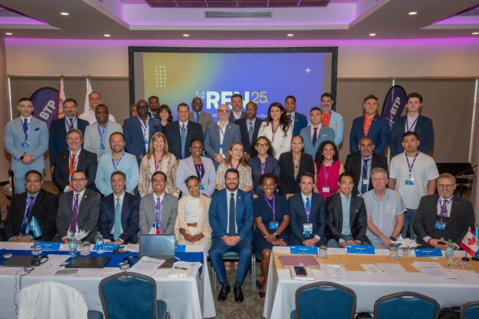 3568-Postal Conference - Group picture