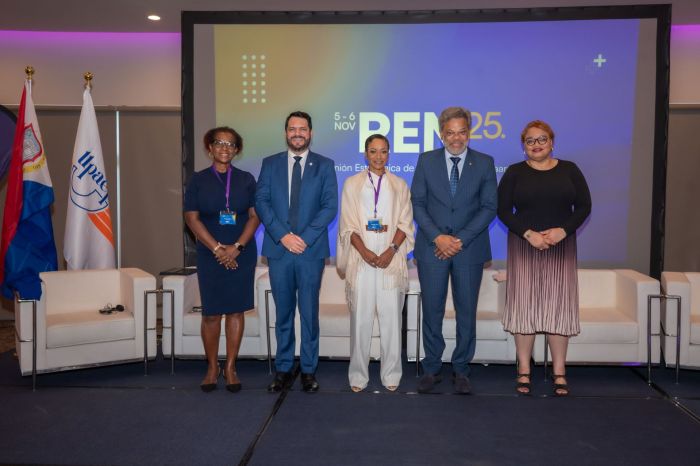 6278-Postal conference - JLH -PM -Minfin